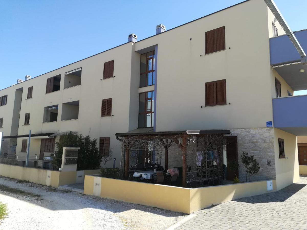 נין Apartment Rossella מראה חיצוני תמונה