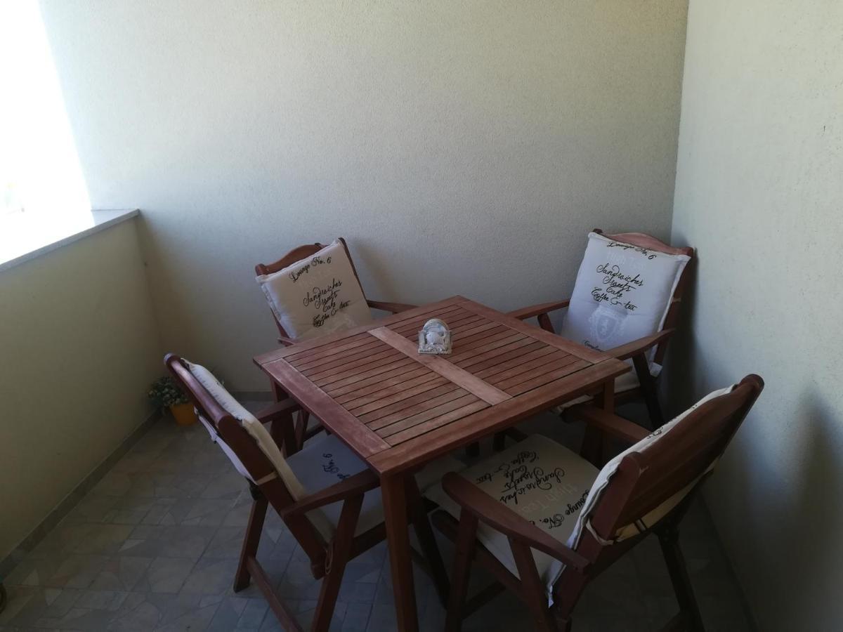 נין Apartment Rossella מראה חיצוני תמונה